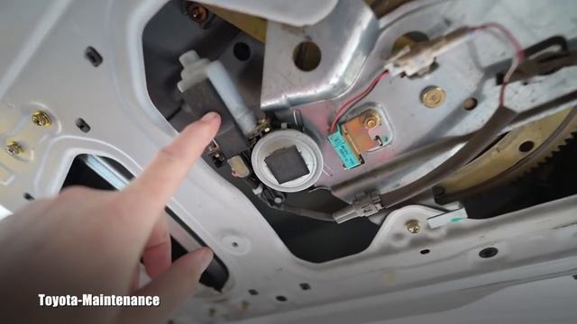 Toyota 4Runner rear hatch window stuck смотреть онлайн