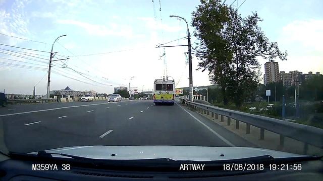 Оборвало провода Иркутск Лермонтова