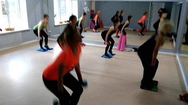 SUPER SCULPT упражнения с полотенцем и гантелями