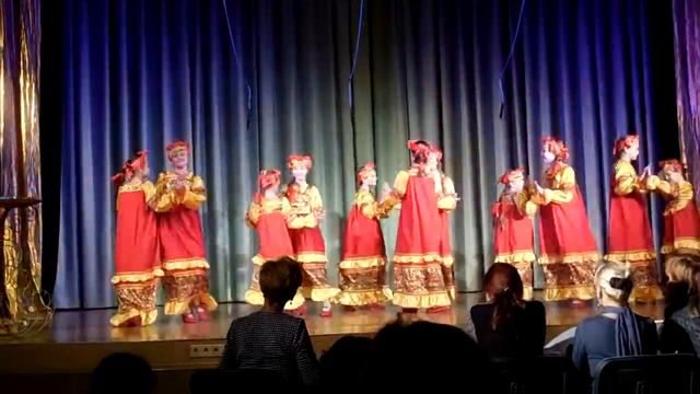 Фольклорный ансамль "Светлица" - "Скакал казак" смотреть онлайн