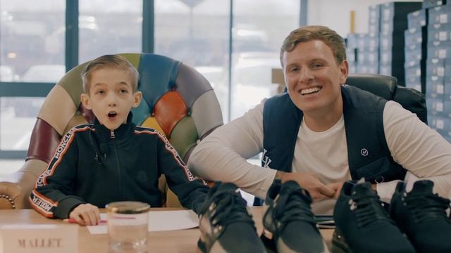 Fredi's wish to design his own trainer with Tommy Mallet смотреть онлайн