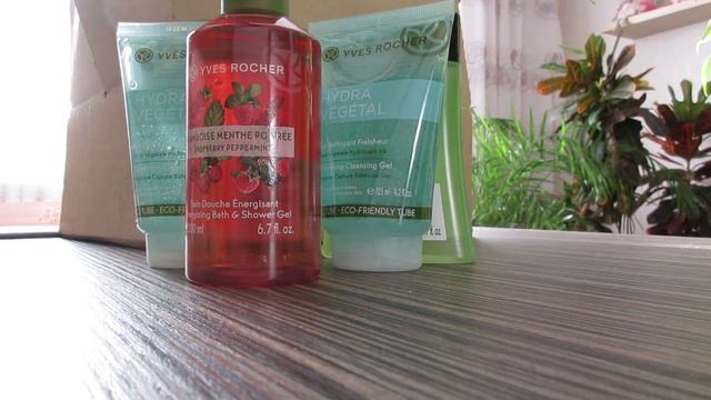 КОФРЫ в подарок! Посылочка от Yves Rocher смотреть онлайн