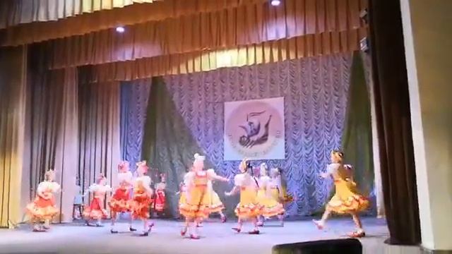 Танец перпляс в красном сулине смотреть онлайн