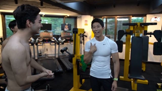 KORE'DE FİTNESS! (Bir Ayda EFSANE Değişim!)