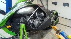 как снять вариатор на снегоходе