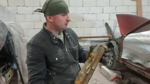 Замена порогов,задней арки на Киа Спектра.Ремонт усилителя и многое другое.