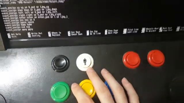Groovy Arcade con LCD Parte 7: configuracion de Joysticks para el Frontend смотреть онлайн