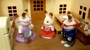 Дедушкин секрет вкусных блинов! Мультик с игрушками Sylvanian Families