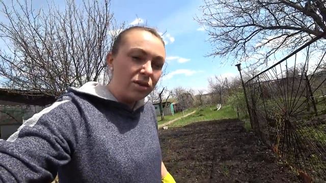 Делаю пол в комнате дачного дома. Установил мойку в беседке! смотреть онлайн