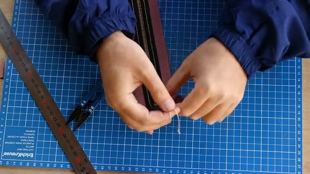 Делаем пенал в японском стиле из кожи. Бесплатная выкройка/Japanese style pencil case. Free pattern. смотреть онлайн