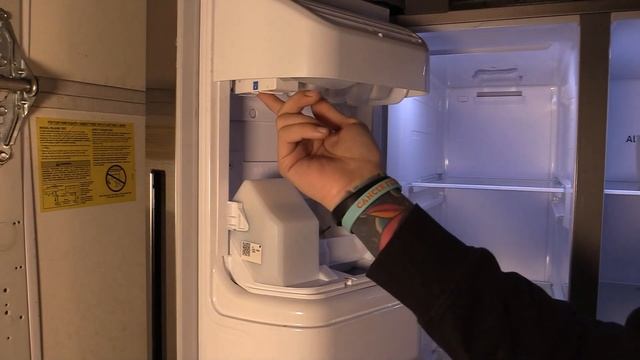 How To: Reset Samsung Refrigerator Ice Maker Side By Side or French Door DIY Resetting Fix смотреть онлайн