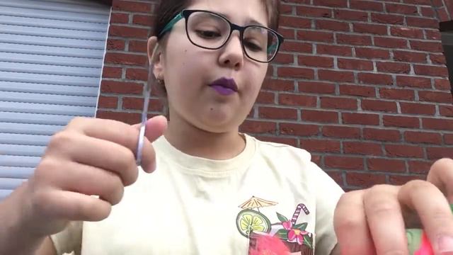 Обзор на куклу Монстер хай Венера Майкфлайтрап из коллекции Под напряжением!! смотреть онлайн