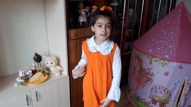 Зара Коч стих.Б. Заходер "Дырки в сыре" смотреть онлайн