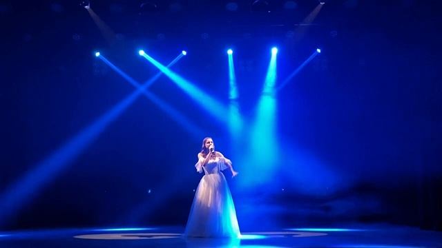"Adajio" (муз. Альбиони, сл. Л.Фабиан) смотреть онлайн