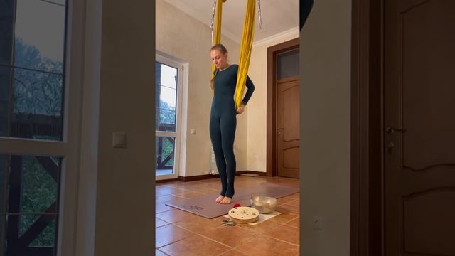 Экспресс аэройога урок 17 | Урок Аэройоги | Йога в гамаке | Aeroyoga | Обучение йоги в гамаке смотреть онлайн