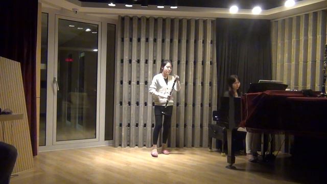 Louis Spohr Clarinet Concerto 2 in e flat major op. 57 Allegro 홍세화 2013년3월13일수요일 смотреть онлайн