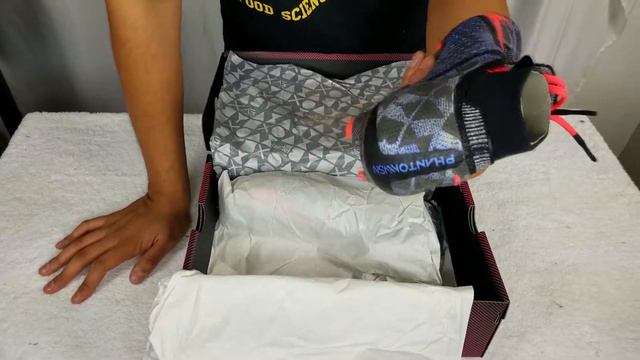 Unboxing: Nike Phantom Vision (VSN) x EA Sports FIFA 19 | LIMITED EDITION смотреть онлайн