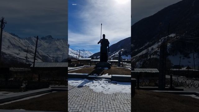 Georgia Kazbegi village sno Vakhtang Gorgasali Statue смотреть онлайн