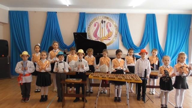 Шумовий оркестр "Веселка" П. І. Чайковський "Полька" з "Дитячого альбому" смотреть онлайн