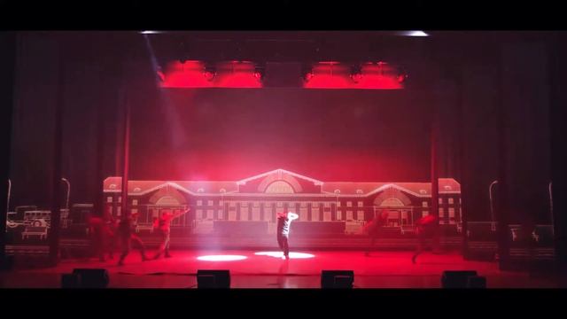 Мэппинг-шоу с хореографией в прологе празднования 120-летия Красноярской железной дороги смотреть онлайн