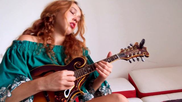 BESAME MUCHO (CONSUELO VELAZQUEZ) - Mandolin cover by Sonya First смотреть онлайн