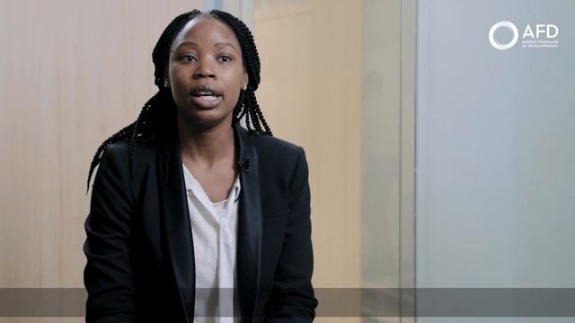 Edyner, Analyste risque de crédit смотреть онлайн