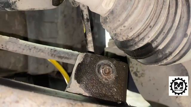 Замена стоек и втулок стабилизатора Mazda CX-9 своими руками смотреть онлайн