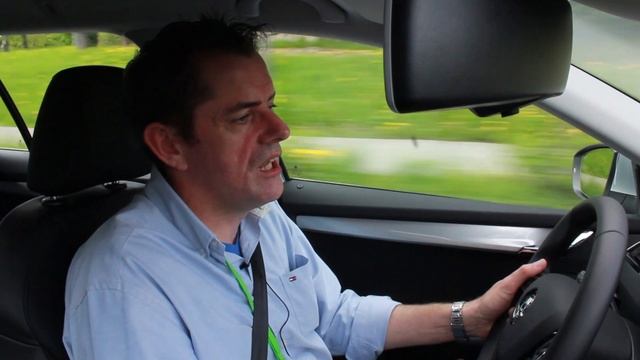 Skoda Octavia Combi International first drive смотреть онлайн