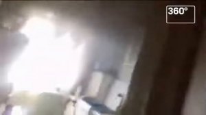 Школьник вылил воду на раскаленную сковородку с маслом ради популярности