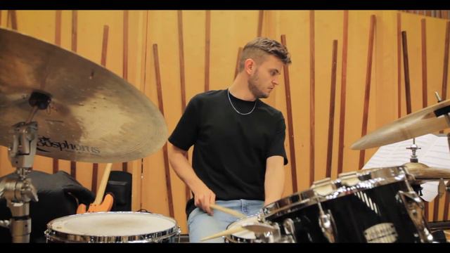 Sit On My Knee and Tell Me That You Love Me (Emma Smith and Jamie Safir arr. Ryan MacKenzie) смотреть онлайн