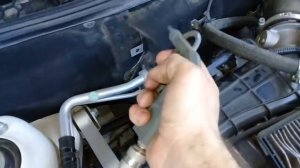 Замена фильтра салона на Лада Приора с кондиционером.