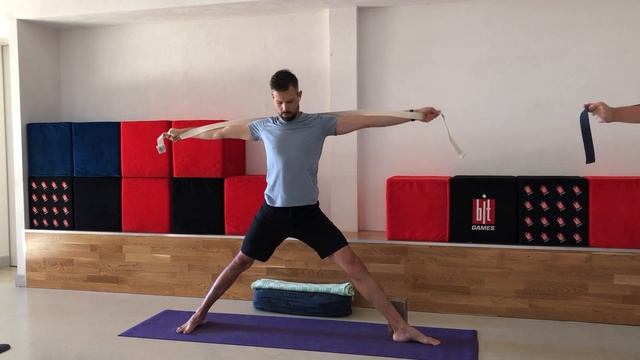 Занятие позы стоя на 40 минут смотреть онлайн