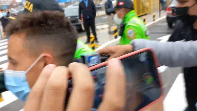 Llegada de Diego Buonanotte a nuestra capital para jugar por Sporting Cristal смотреть онлайн
