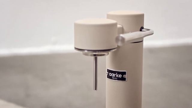 Aarke - The Aarke Carbonator 3 - Limited Edition - Sand смотреть онлайн