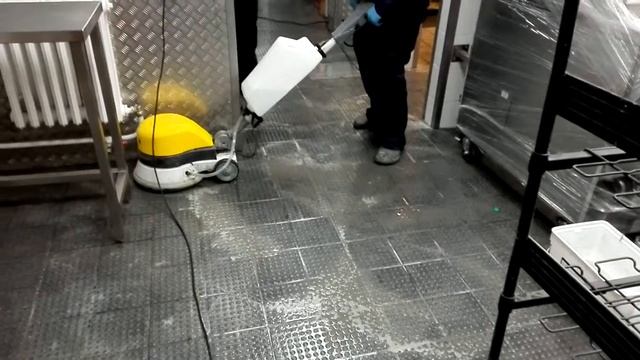 Моем пол после ремонта смотреть онлайн