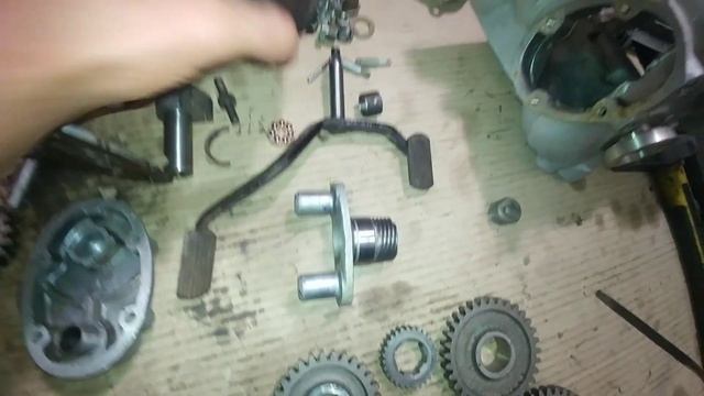 Из М-66 в М-62. Сборка коробки передач 6204 мотоциклов ИМЗ 