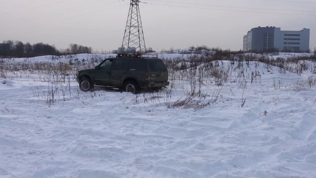 Ford explorer 4WD Maxxis M\T смотреть онлайн