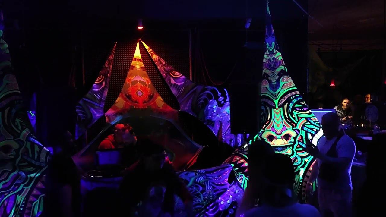 03.05.24 sungirl birthday (slezy bar) (1) смотреть онлайн