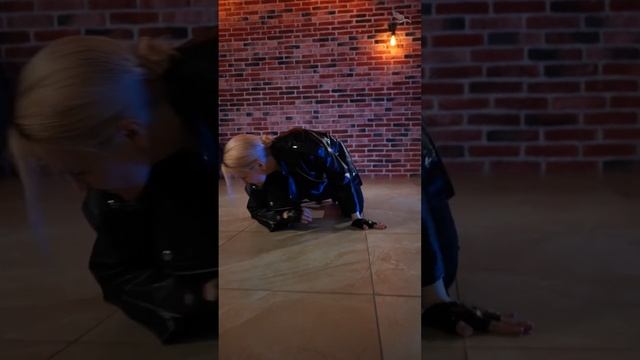 Tainted love (Marilyn Manson) / frame up strip dance смотреть онлайн
