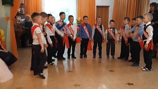 Песня "Мал-помалу ", МБДОУ 65 смотреть онлайн