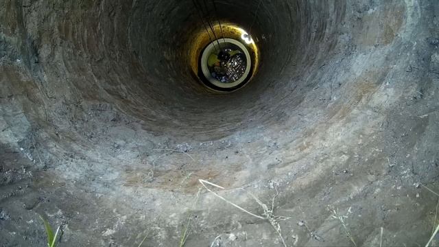 колодец в котором много всего интересного смотреть онлайн