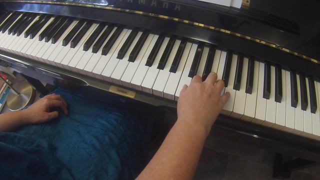F major scale | 2 octaves on piano | right hand - SLOW смотреть онлайн