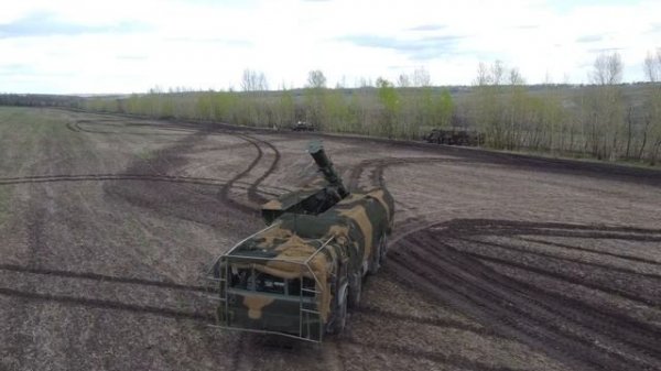 Боевая работа расчетов ОТРК "Искандер".