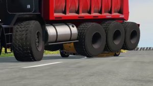 Тачки ? vs ⚠️ Большой лежачий полицейский - BeamNG Drive