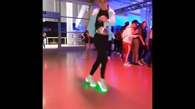 Turn That Funkin Bass Up? Shuffle Dance BEAUTIFUL GIRL Music (Mr. Shammi Martik C Remix ) смотреть онлайн