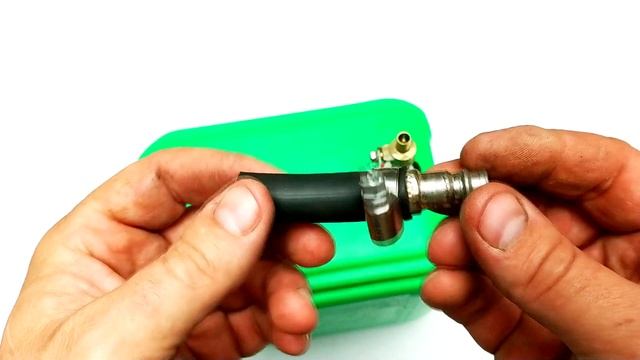 Проще не придумаешь!!!Пеногенератор из пластиковой канистры смотреть онлайн