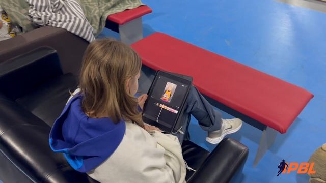 Поздравляем девушек IPBL с 8 марта! смотреть онлайн