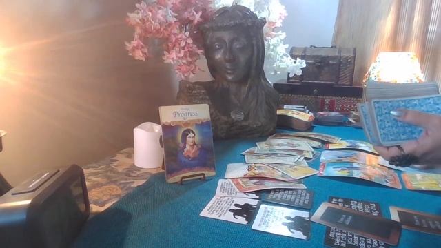 Libra Tarot - WAITING TO POUNCE !!! / Love Byte / January 2022 / смотреть онлайн