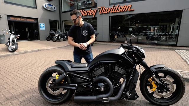 Custom Harley-Davidson V-Rod | Nightrod GTR