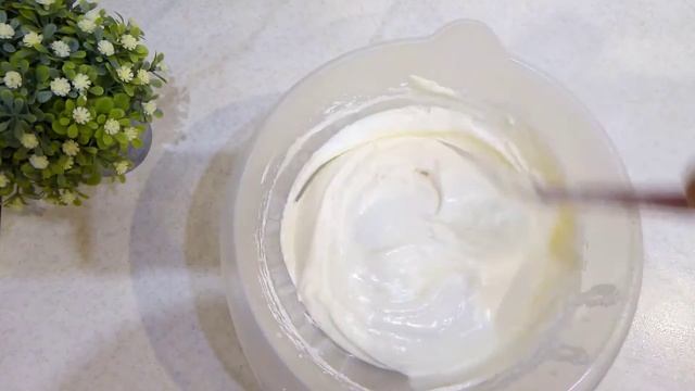 Пироги с луком и грибами